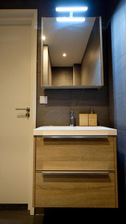 에인트호번 Sunny 45M2 Penthouse With Balcony And Terrace - R65C 아파트 외부 사진